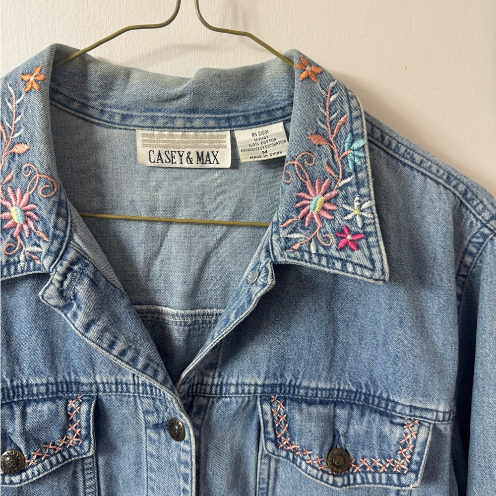 Casey & Max Women's Blue Jean Jacket with Embroidered Floral Design